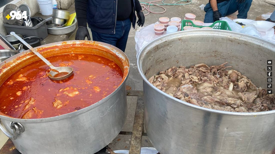 گەنجێکی دهۆک بەخۆڕایی خواردن دەداتە کرێکاران