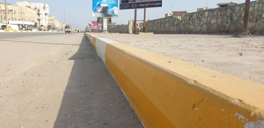صور: أرصفة السماوة بالأبيض والاصفر.. باكورة أعمال التأهيل لشوارع المدينة