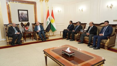کۆمپانیایەک دەیەوێ چەند وێستگەیەکی وزەی خۆر دابمەزرێنێ