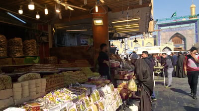 صور: حلوى الكاظمية “لا تُقاوم”.. 8 أصناف و”الدهين” في المقدمة