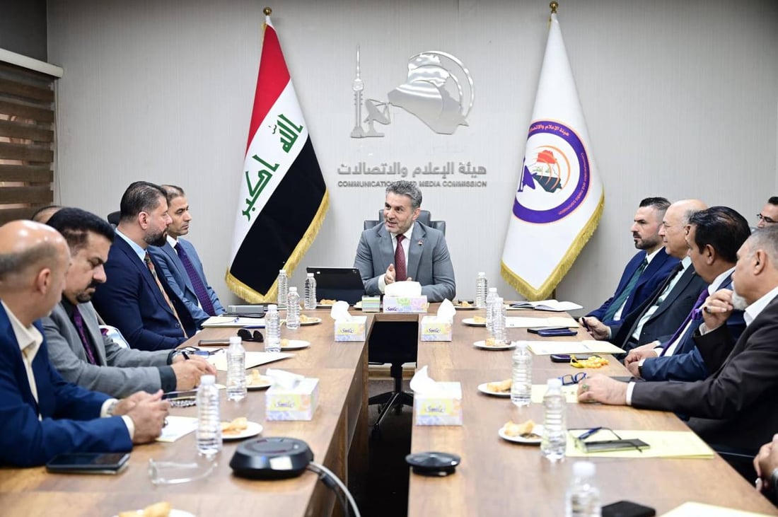 بليغ أبو كلل يستضيف عدداً من المحللين السياسيين لتوضيح إجراءات منع الظهور