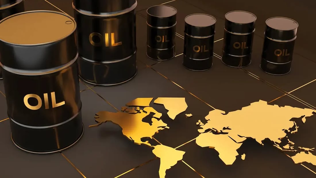 أسعار النفط تتعافى بارتفاع 7% مع إغلاق هرمز مجدداً