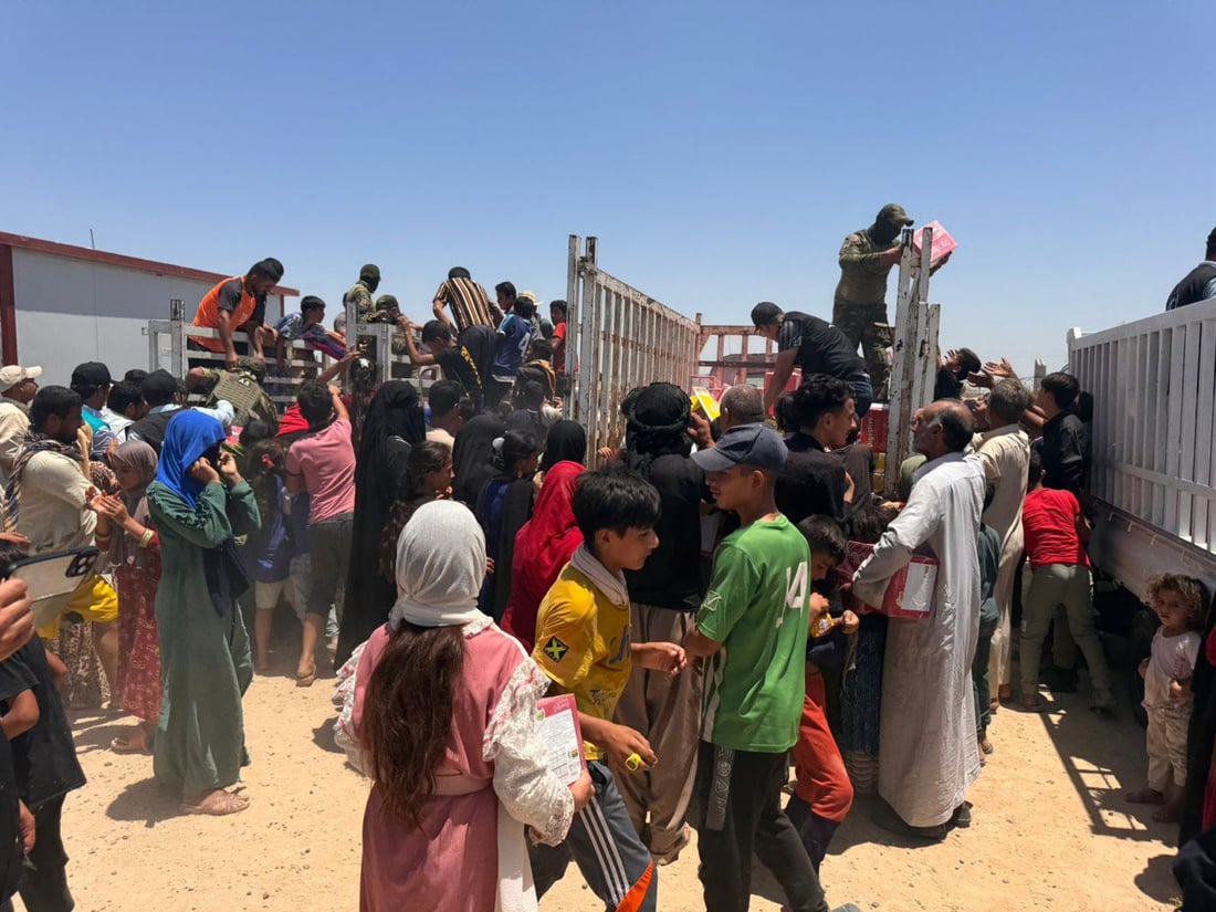 العتبة الحسينية مع نازحي جرف الصخر بحضور مستشاري السوداني (صور)