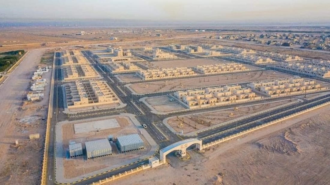 صور من المجمع الذي بنته الكويت