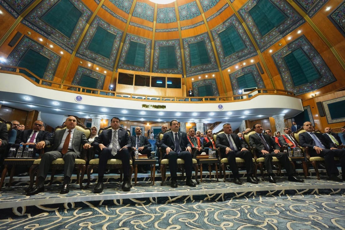 صور من القاعة الفخمة: السوداني يخاطب 48 “قائداً” وينتظر منهم تغيير المعادلة