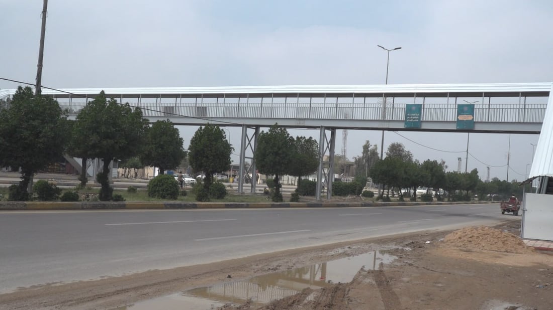 جسور كهربائية بلا كهرباء في بابل.. والمحافظ الجديد وعد بالحل خلال أسبوع (صور)