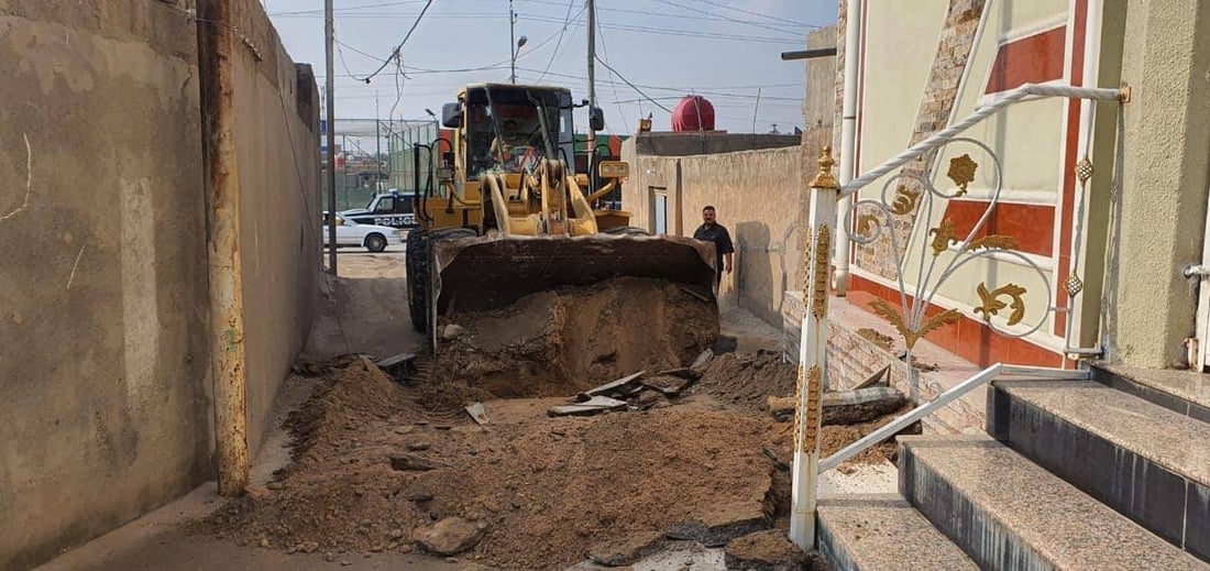 صور: هذا ما بقي من محال “حي القائد” وبسطات “سوادي” بعد دخول جرافات الزبير