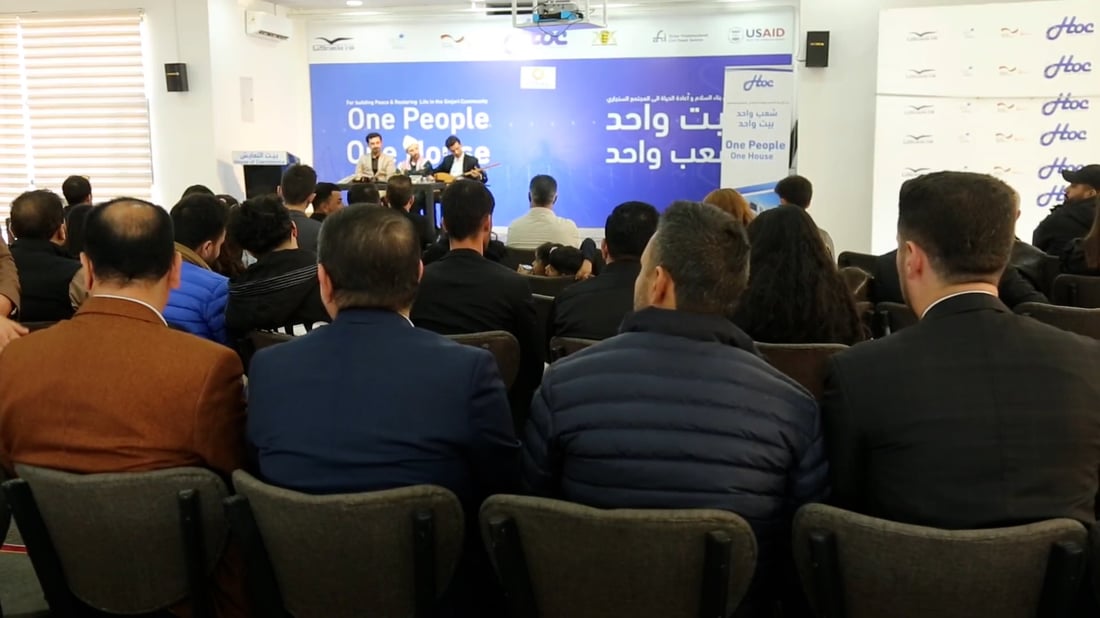 أقوال الحكماء الإيزيديين لن تبقى خلف الجدران.. توقيع كتاب ألف حكمة في سنجار
