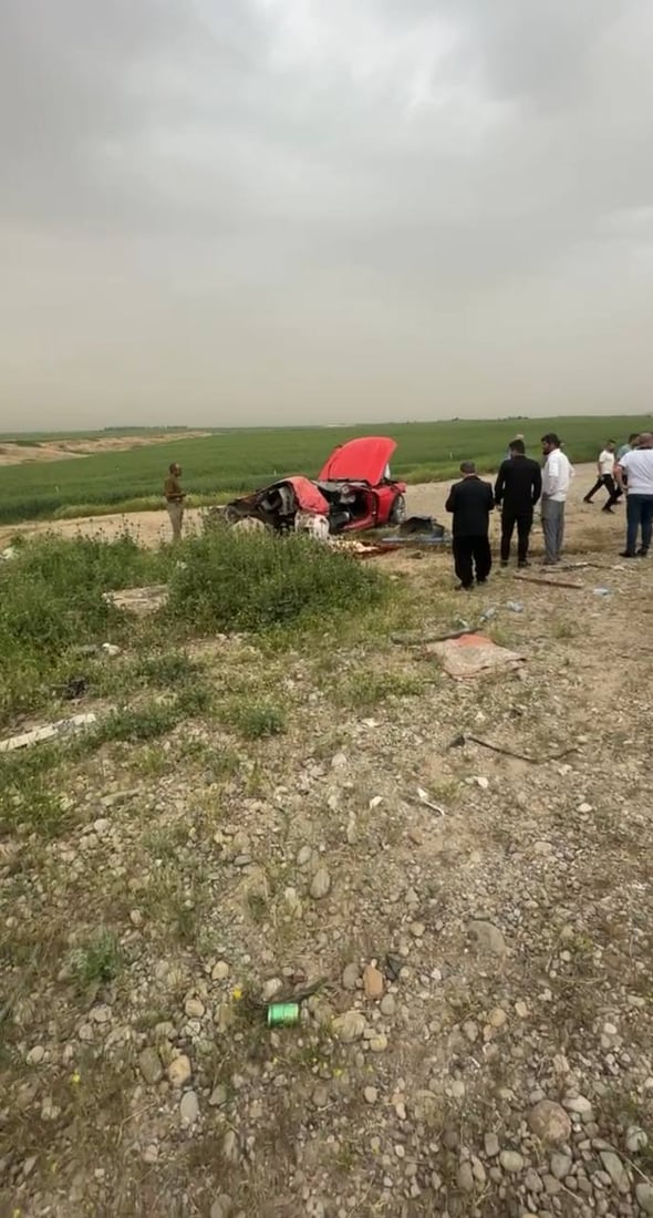 صور: مصرع طالبين بانشطار سيارة إلى قسمين على طريق كركوك – أربيل