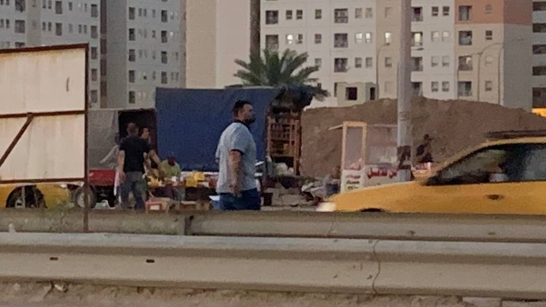 فيديو: المشي إلى بسماية “مجازفة”.. أكبر مجمع في بغداد بلا جسر عبور