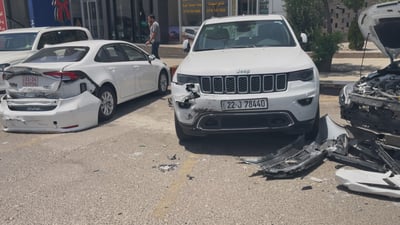 بارهەڵگرێک ستۆپى نەما و خۆى بە سێ ئۆتۆمبێل و ترافیکدا کێشا