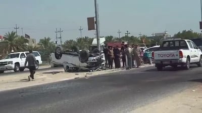 شاهد: لم يمت أحد لكن المشهد مريع.. نيفارا تنقلب على طريق هارثة بصرة