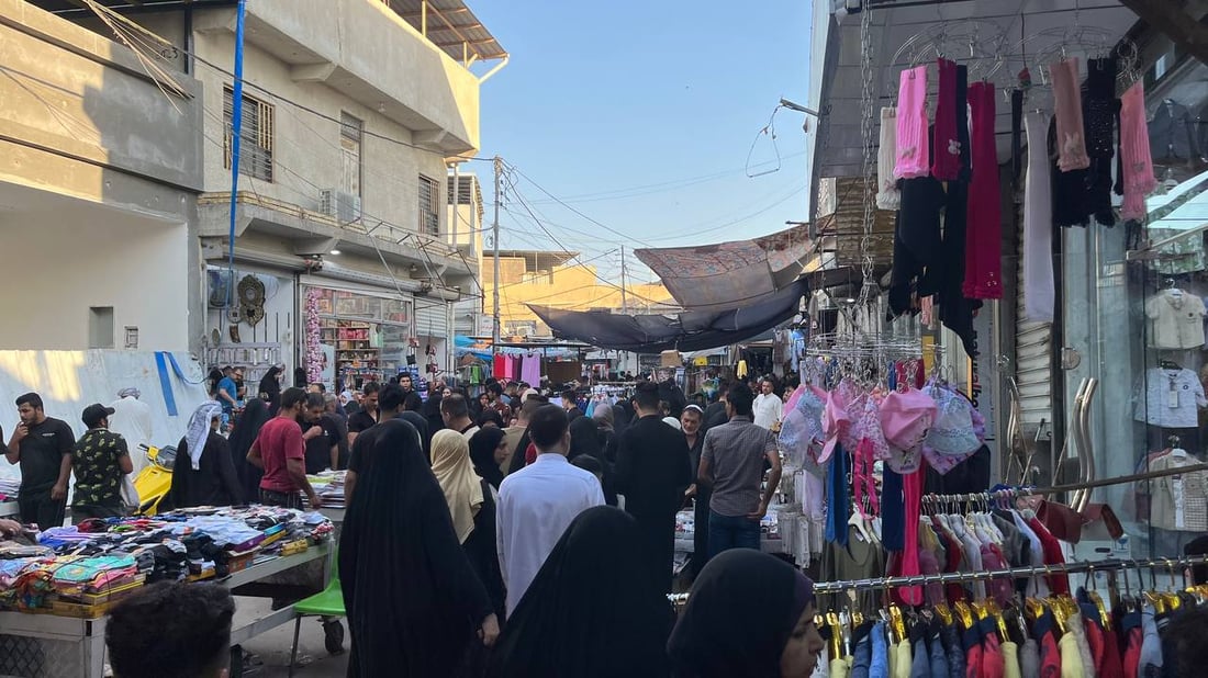 صور صباحية من سوق گرمة علي في البصرة: زبائن الرواتب المبكرة أنعشوا الحركة