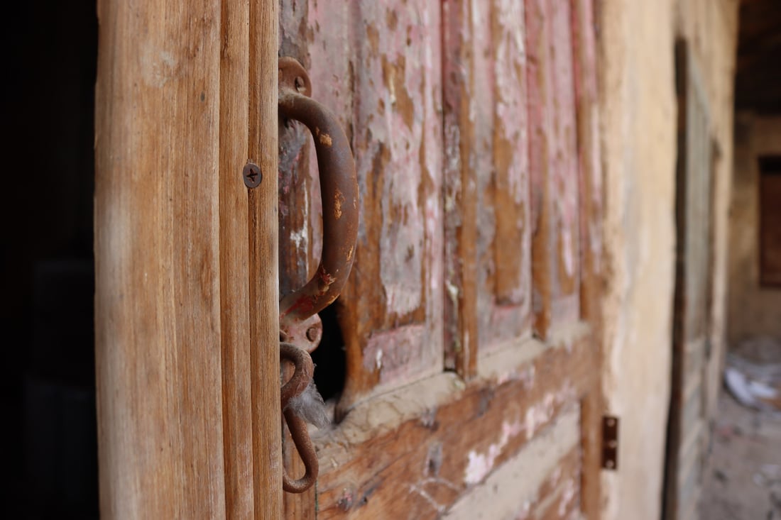 فيديو من “خان المدامغة” في الكاظمية: آخر شاهد على العهد العثماني تحوّل إلى “گراج”