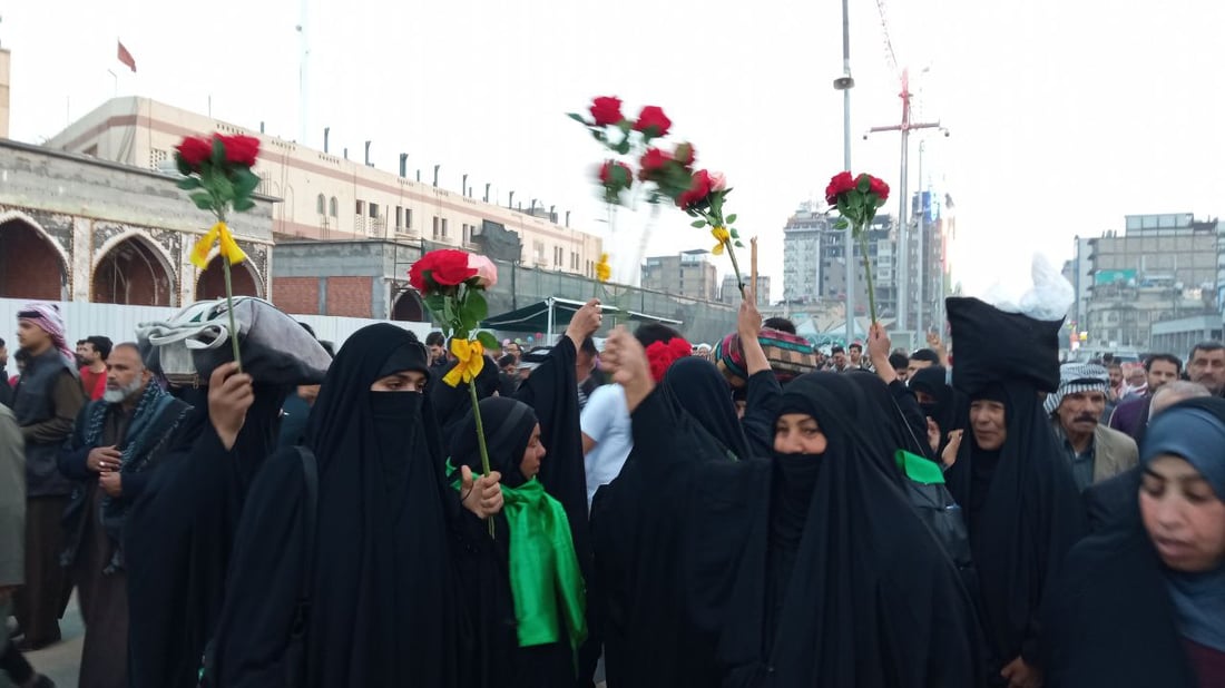 صور من شعبانية كربلاء اليوم: المدينة القديمة امتلأت والطعام في كل مكان