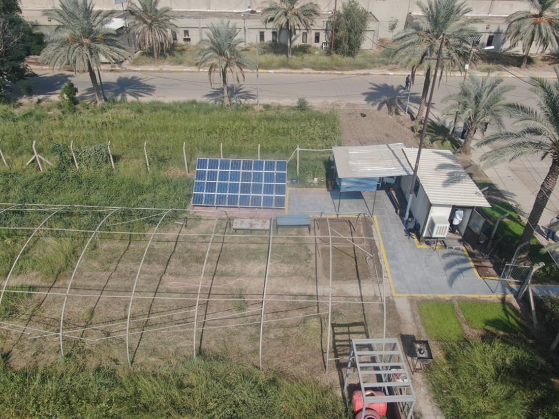 العراق صنع منظومات طاقة شمسية في موقع “العز”.. والضمان 10 سنوات (صور)