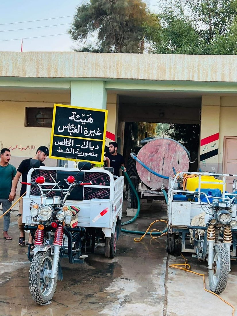 فريق “غيرة العباس” ينهي تنظيف مدارس منصورية الشط