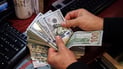 الدولار يستمر بالصعود ويتجاوز الـ 154 ألف دينار في بورصات العراق