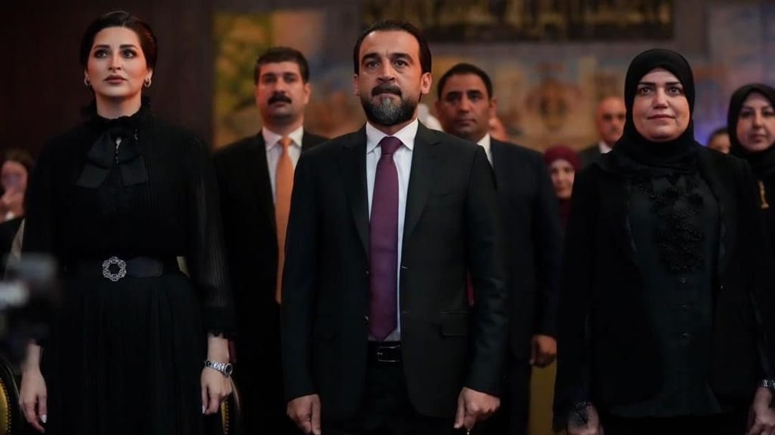 الحلبوسي يتوسط نوار عاصم وطيف سامي في مؤتمر لمناهضة العنف على أساس النوع