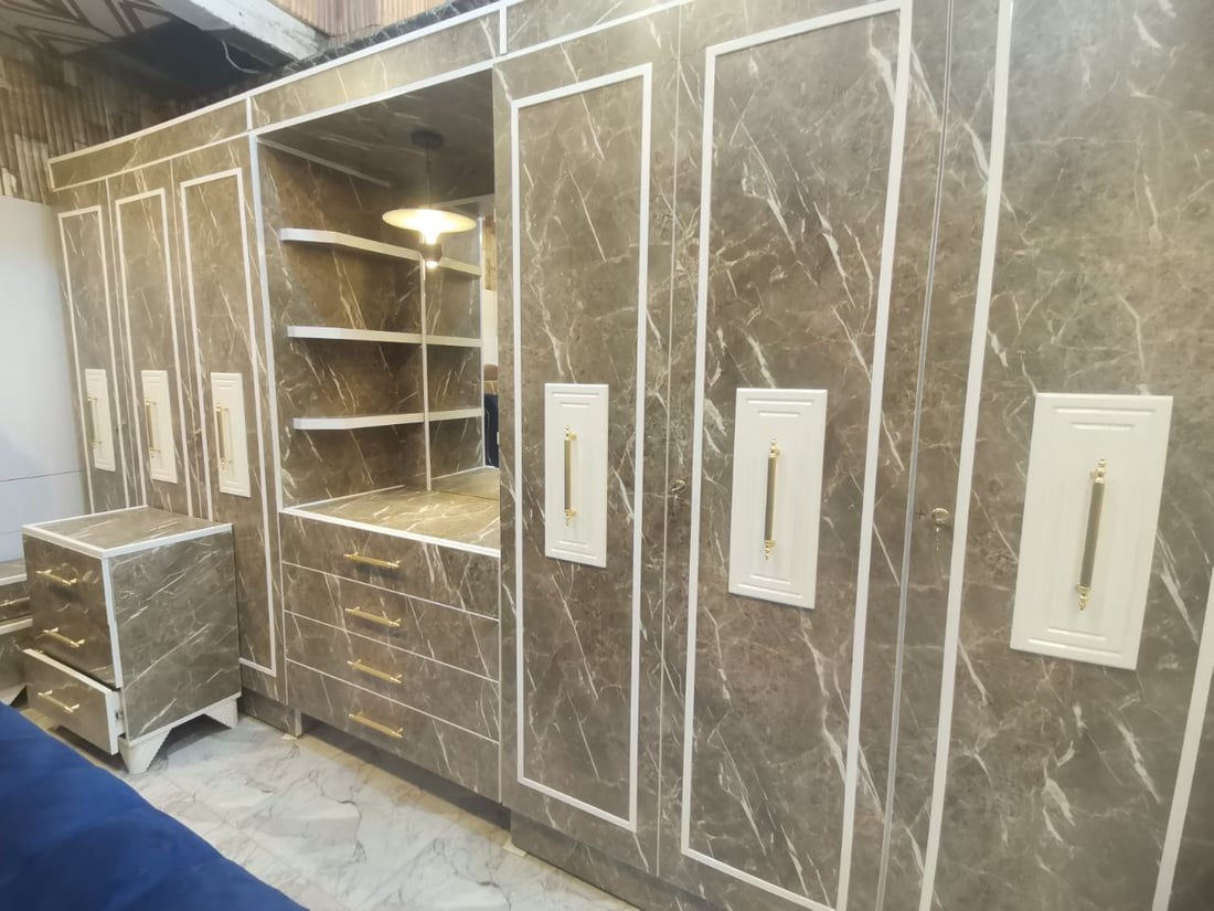 صور: غرف نوم بالمتانة العراقية والجمال التركي.. نجار بعقوبة أوجد الخلطة