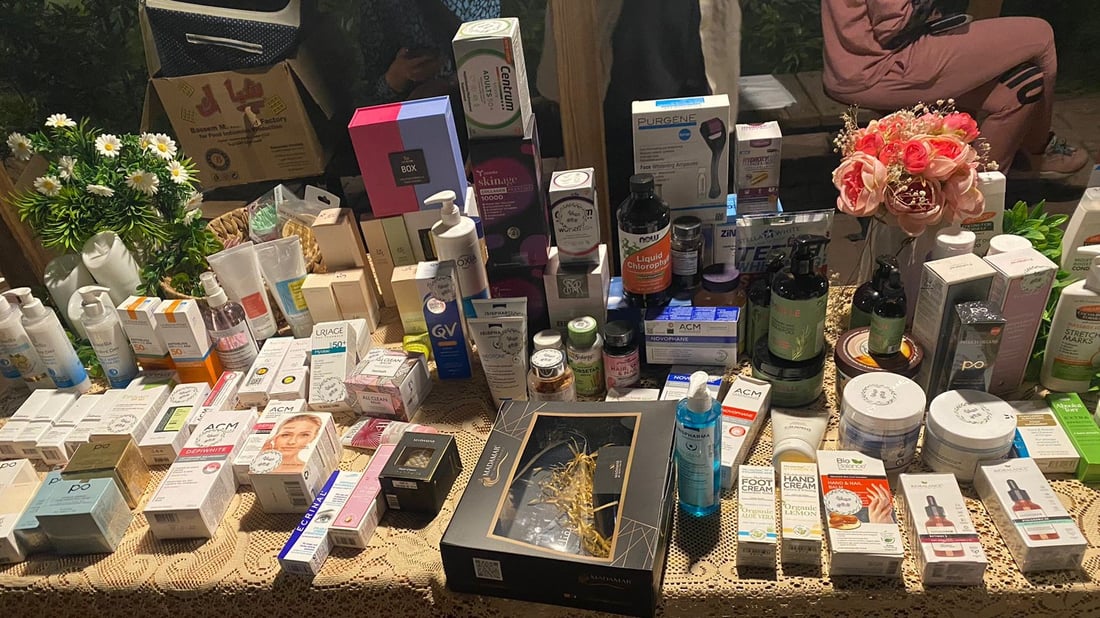 صور: سكان مجمع اليمامة في بغداد يتعرفون على بعضهم في بازار.. ونسخة أخرى في العيد