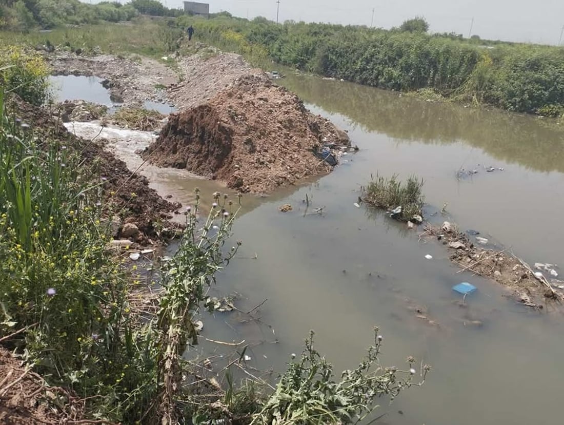 حەوزی ئەو ئاوەڕۆیانە تێکدرا کە بۆ ئاودانی سەوزە دروست کرابوو