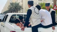 صور: الشرطة المجتمعية تلاحق الهاربين من مدارس بسماية.. 