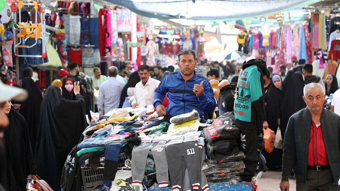 صور: سوق الديوانية مليء بعمالة الأطفال.. الأرخص والأفقر