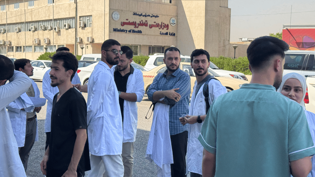 دکتۆرە دانەمەزراوەکان چوونەوە بەردەم وەزارەتی تەندروستی