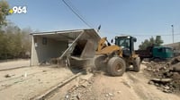 بغداد الجديدة تجرف كراجات الغسل والتشحيم والأهالي فرح