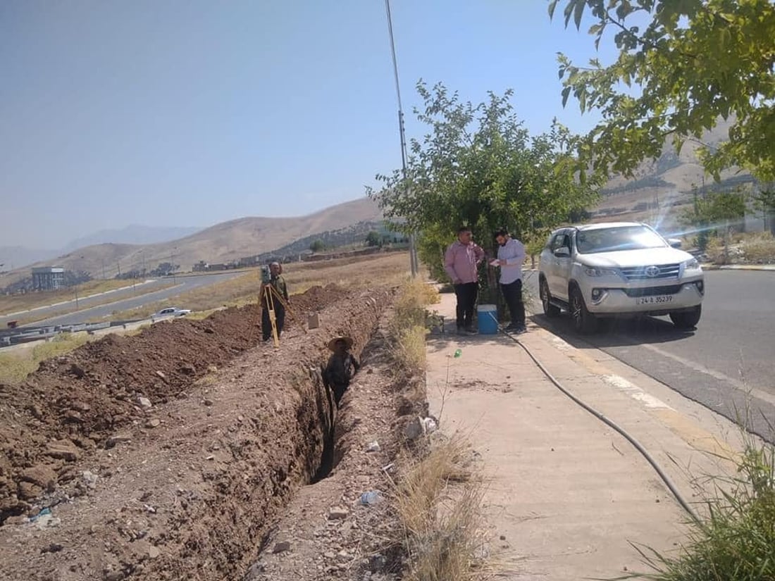 کارمەندی کۆمپانیایەک ئاگر دەکاتەوە و ژمارەیەک داری گۆران سیتی دەسووتێن