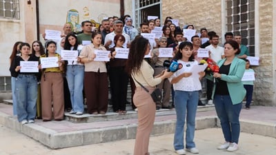 “با سەرجەم وانەکان بە زمانی کوردی بوترێنەوە”