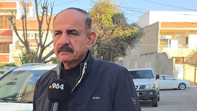 “خەڵک قەل دەخاتە ژێر بەفر، ئێمە ئۆتۆمبێل”