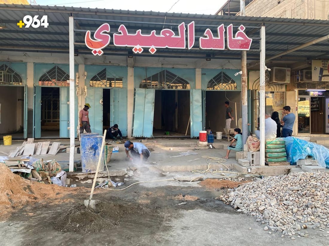 صور من شارع “الجري” في هيت: التجار استثمروا فترة الإغلاق لتأهيل محالهم