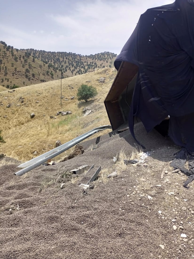 بارهەڵگرێک وەرگەڕا و شۆفێرەکەی گیانی لەدەست دا