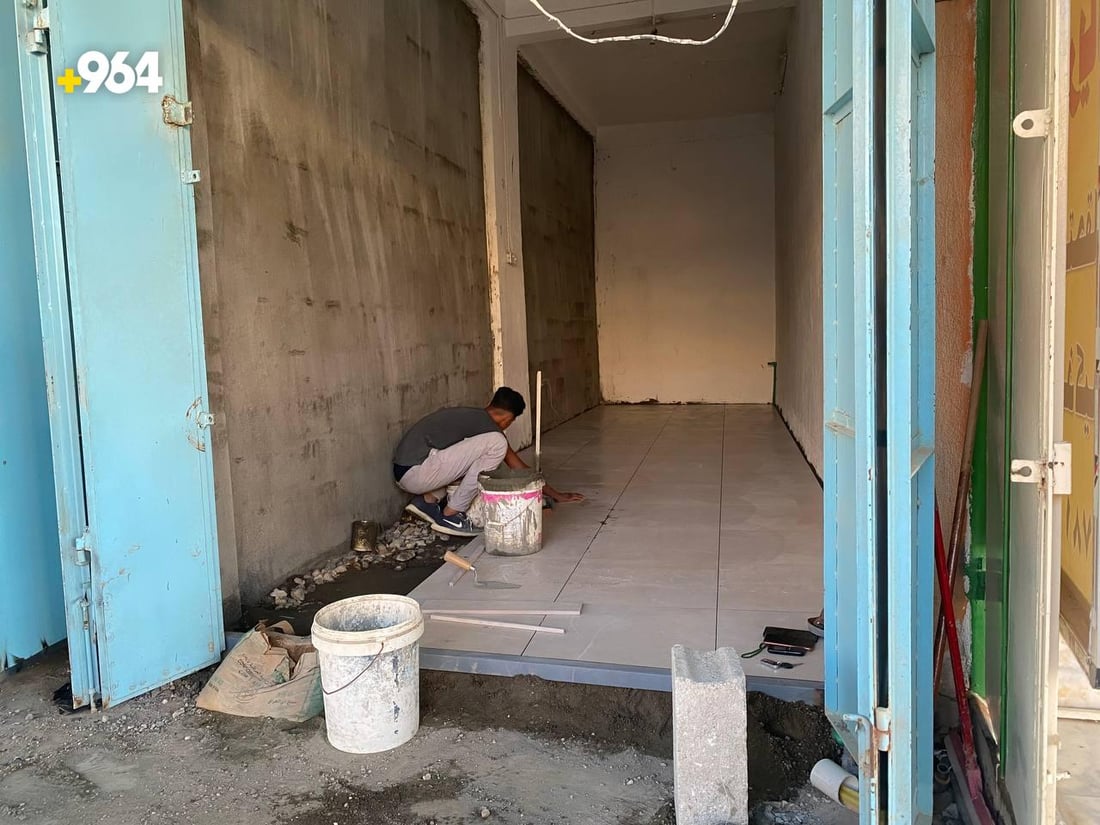 صور من شارع “الجري” في هيت: التجار استثمروا فترة الإغلاق لتأهيل محالهم