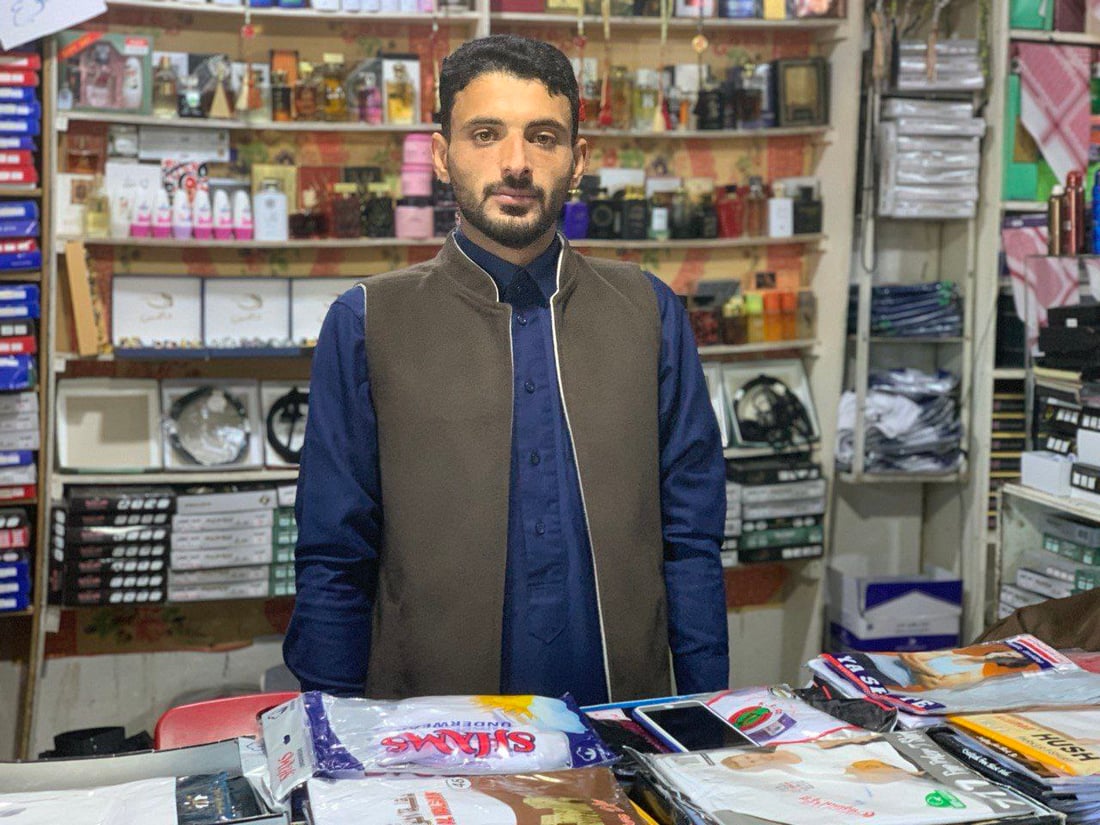 ربيعة تفضل “يلگ سديري معري”.. يناسب الدشداشة والقميص وبـ “وجهين” (صور)