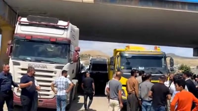 شۆفێرانى بارهەڵگر شا رێگەى سلێمانیان داخست