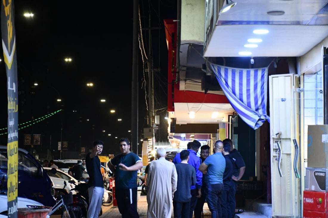 صور: الشرطة تنتشر في مدينة القائم.. أسواق مزدحمة حتى منتصف الليل أواخر رمضان
