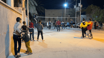 فيديو: جزيرة في الأنبار وسط الفرات.. فيها 120 بيتاً وتلعب الطائرة حتى السحور