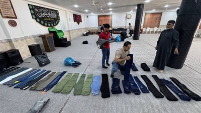 لە خانەقین منداڵانی بێباوک و کەمدەرامەت جلی جەژنیان وەرگرت