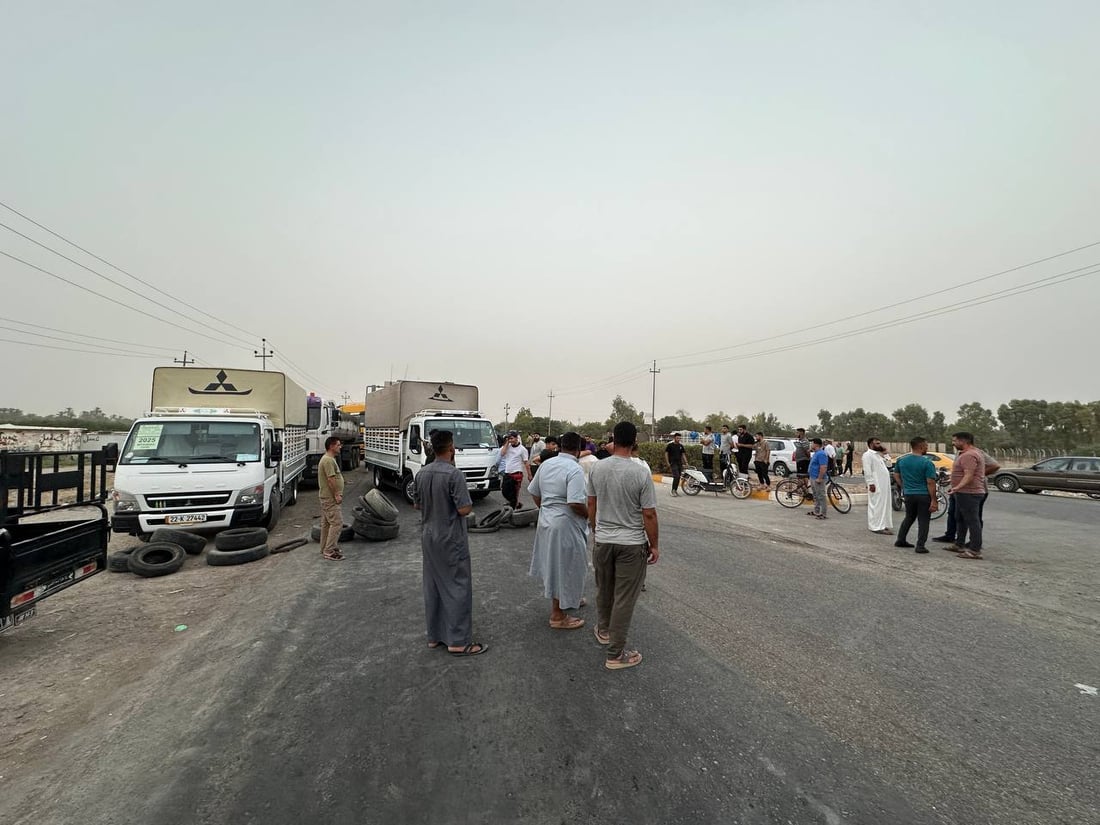 صور: خانقين تغلق الطريق الدولي نحو إيران بسبب سوء الخدمات 