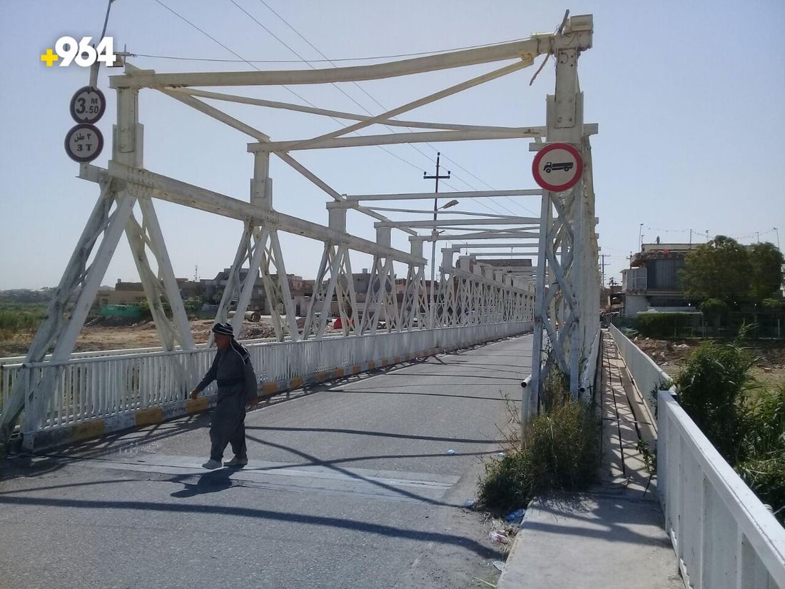 فيديو: جسر “آلتون كوبري” الثاني تحول إلى استراحة صيفية “منعشة”
