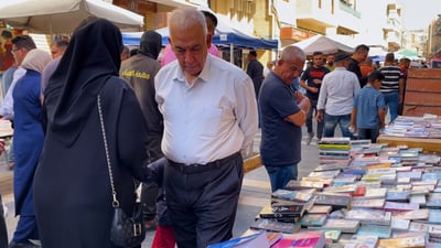 “أكذوبة المحرقة” تتصدر المتنبي.. نقاش حول أفران الغاز والسردية اليهودية