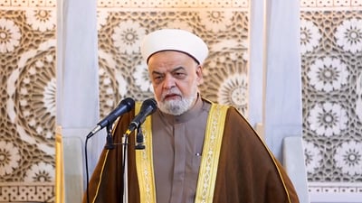 خطيب أبو حنيفة يرحب بنزع سلاح الفصائل: عين الصواب والحكمة والعقل