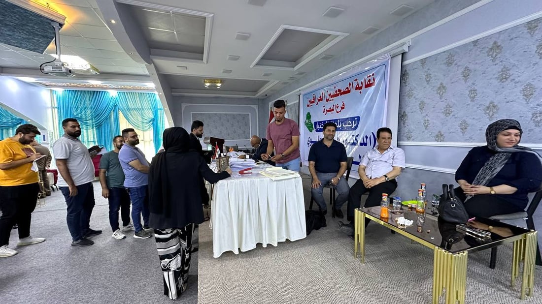 البصرة: نقابة الصحفيين تختبر كفاءة 150 متقدماً.. لجنة من بغداد تشرف على العملية