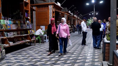فيديو: البصرة تقرأ تشدد طالبان بروائع خالد حسيني.. ورددت الجبال الصدى