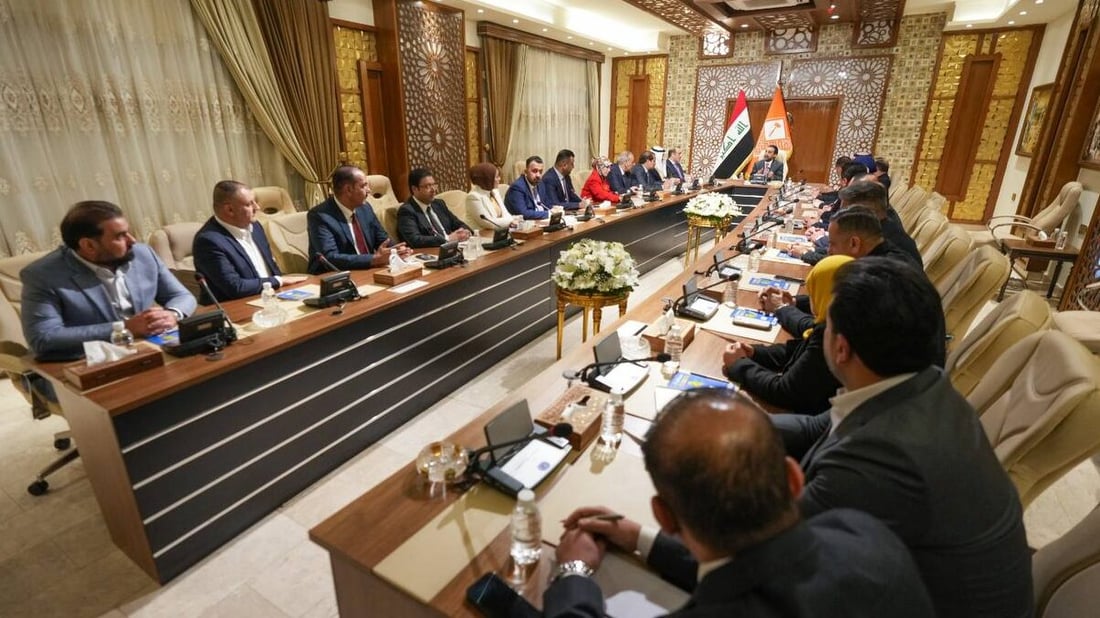 الحلبوسي يعقد اجتماعاً موسعاً لحزبه بحضور الوزير بتال وأبو ريشة