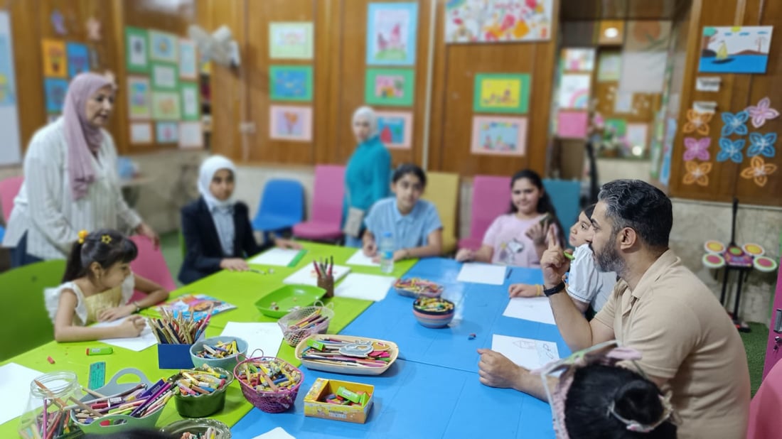 صور: مسابقة قراءة في بغداد تجمع الأذكياء و”المشردين”.. نظمها مركز “بيتا”