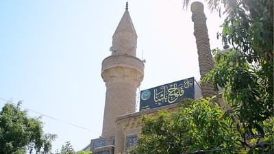 “الشيعة الكواظمة منعوا تفجيره”.. عاد جامع فتاح باشا وموقع “مبارك” بين إمامي بغداد